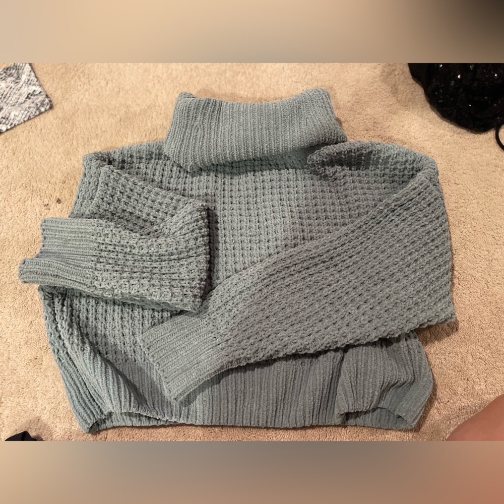 turtleneck sweater